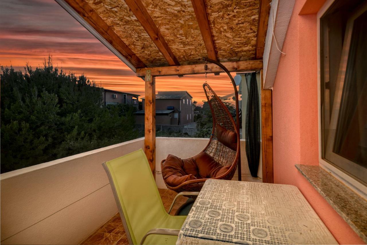 Apartments Marko Vir Exterior photo