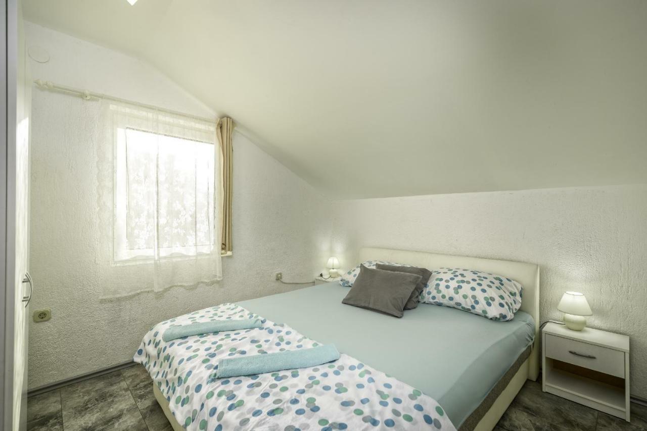 Apartments Marko Vir Exterior photo